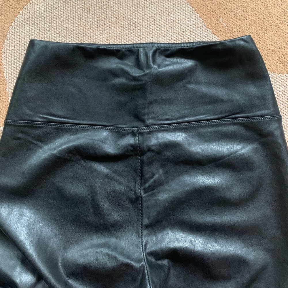 ✨Daria Vegan Leggings - Picture 8 of 8